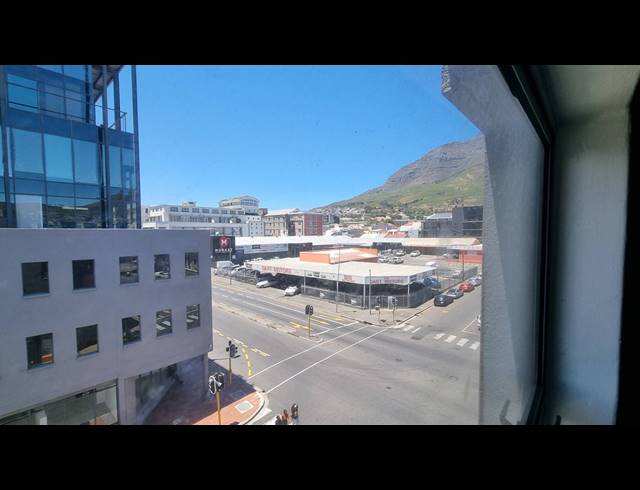 347M² OFFICE FOR SALE IN WOODSTOCK